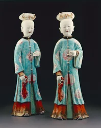 Un paio di figurine femminili, periodo Qianlong, 1736-95