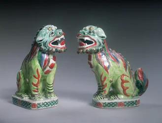 Coppia di leoni Famille Verte, periodo Kangxi