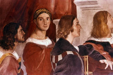 Particolare di Raffaello (al centro) dalla Messa di Bolsena. 1514. Affresco di Raffaello (14831520):Raffaello Sanzio.