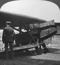 Aereo tedesco corazzato usato per attaccare le trincee alleate, Prima Guerra Mondiale, c1914-c1918