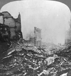 Rovine di Bethune, Francia, Prima Guerra Mondiale, c1915-c1918