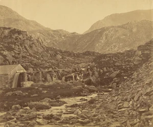 Montagne ai piedi del Llyn Ogwen, Galles