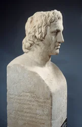Busto di Alessandro Magno, noto come «Ermes Azara», opera romana da una statua in bronzo di Lisippo. Circa 330 a.C. Parigi, Museo del Louvre