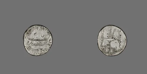 Denario raffigurante una galea