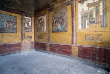 Stanza affrescata della Villa dei Vettii, sito archeologico romano di Pompei