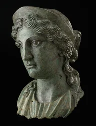 Testa di Donna in Veste di Dea, 1° secolo