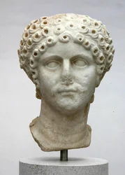 Testa di una donna, possibilmente Agrippina Minore, c.50 d.C.