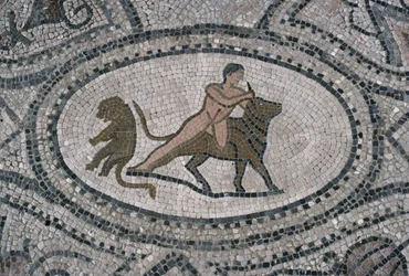Ercole e il toro cretese, dal pavimento della 
