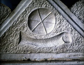 Ictus: pesce, simbolo cristiano. II secolo.