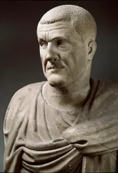 Statua in marmo dell