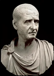 Busto in marmo di Traiano Decio (200-251 d.C.) - Roma, Musei Capitolini