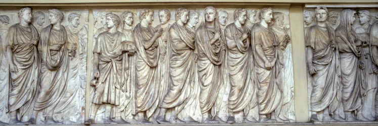 Processione di sacerdoti, parete nord dell