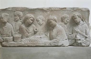 Stele funeraria romana che raffigura una scena di pagamento delle tasse, Neumagen-Dhron, Germania