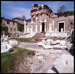 Arte romana: vista del Campidoglio (capitolium), 73 d.C., Brescia Italia