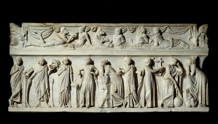 Sarcofago delle Muse: rappresentazione delle muse dee delle arti e delle lettere