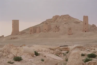 Tombe a torre tra cui la tomba a torre di Iamliku costruita nell