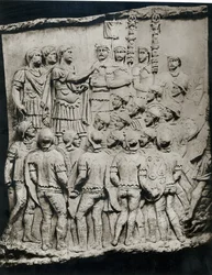 Traiano (98-117) si rivolge all