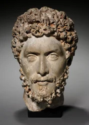 Testa di un nobile o funzionario, 175-200