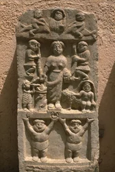 Stele, Alto Periodo Imperiale (27 a.C.-395 d.C.)