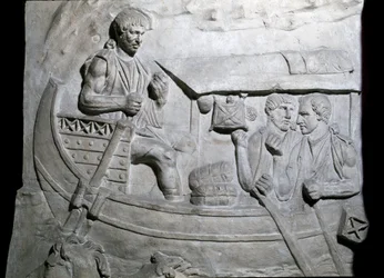 Arte romana: soldati romani su una nave durante la prima guerra in Dacia. Stampo del 1862 che riproduce i bassorilievi della colonna di Traiano a Roma costruita durante il regno dell