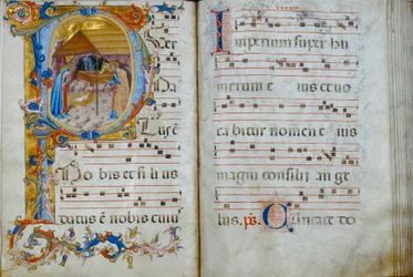 Libro del coro "D," esposto nella Cattedrale di Santo Stefano: una lettera istoriata che raffigura la Natività, c.1429-35