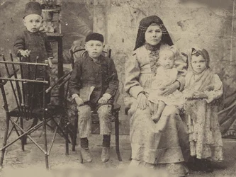 Famiglia tartara di Kazan, c.1900 (foto in b/n)