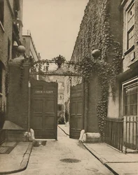 Ingresso a Quiet Amen Court in Warwick Lane