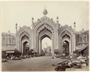 Porta del bazar di Hoesseinabad, Lucknow