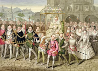 La regina Elisabetta I in processione con i suoi cortigiani (ca. 1600) da «Memoirs of the Court of Queen Elizabeth», da un dipinto a olio attribuito a Robert Peake (ca. 1592-1667) a Sherborne Castle, pubblicato nel 18