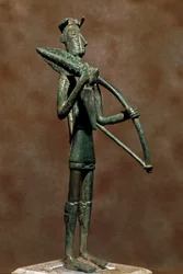 Statuetta di guerriero in bronzo