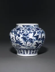 Vaso blu e bianco eccezionalmente raro e importante, Dinastia Yuan, metà del XIV secolo