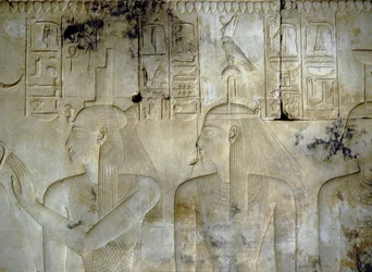 ABYDOS: Tempio di Seti I, le dee che accompagnano il Faraone