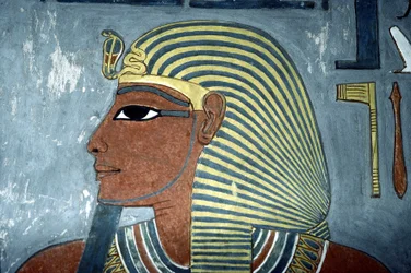 Luxor, Tebe: Valle dei Re. Tomba di Horemheb, faraone egiziano della XIX dinastia