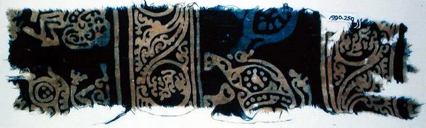 Frammento di tessuto stampato a blocchi, indiano (cotone)