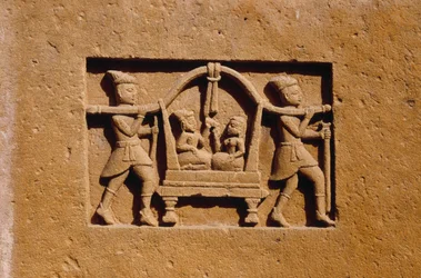 Dettaglio di uno dei templi Jain a Lodurva