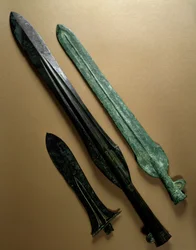Punte di lancia in bronzo, periodo Yayoi (300 a.C.)