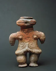 Scultura dogu in terracotta di Akita, periodo Jomon