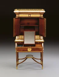 Bonheur du jour russo in marmo bianco e mogano con montature in bronzo dorato, c.1790