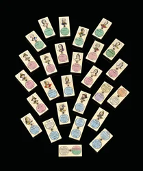 Un set di ventisette domino in ebano e osso, raffiguranti zar e zarine russi, c. 1850-1875