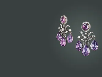 Storico paio di pendenti per orecchie, c.1760 (ametista, diamanti, argento e oro)