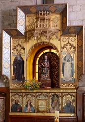 Eremo (Ermita de Nuestra Señora de La Plaza). Interno. Altare