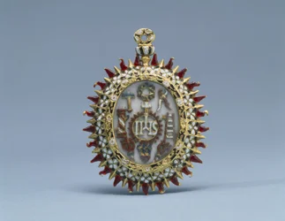 Pendente bifacciale con simboli di Cristo e della Passione, e Cristo nel Tempio tra gli anziani, fine XVI-inizio XVII secolo