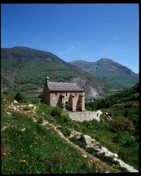 Vista della cappella di San Pelegrin, Arties