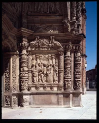 Vista della facciata della cattedrale di Santa Maria, Astorga, Spagna