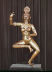 La dea Dakini, dea infernale tibetana. Statuetta, Musée Guimet, Parigi