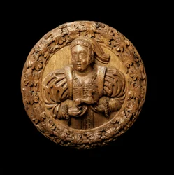 Tondo, pensato per rappresentare Margherita Tudor, dal soffitto della Camera di Presenza del Re nel Castello di Stirling, 1540