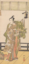 Arashi Sangoro come samurai in piedi sulla veranda di una grande casa