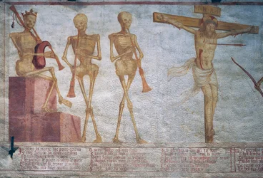 Tre scheletri che ballano la danza della morte e Cristo sulla croce (dettaglio)