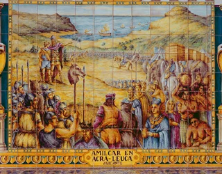 Piastrelle raffiguranti lo sbarco di Amilcare e suo figlio Annibale ad Akra Leuce durante la Prima Guerra Punica (264-241 a.C.)