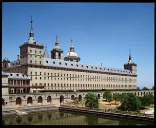 Veduta del monastero e del Real Sito